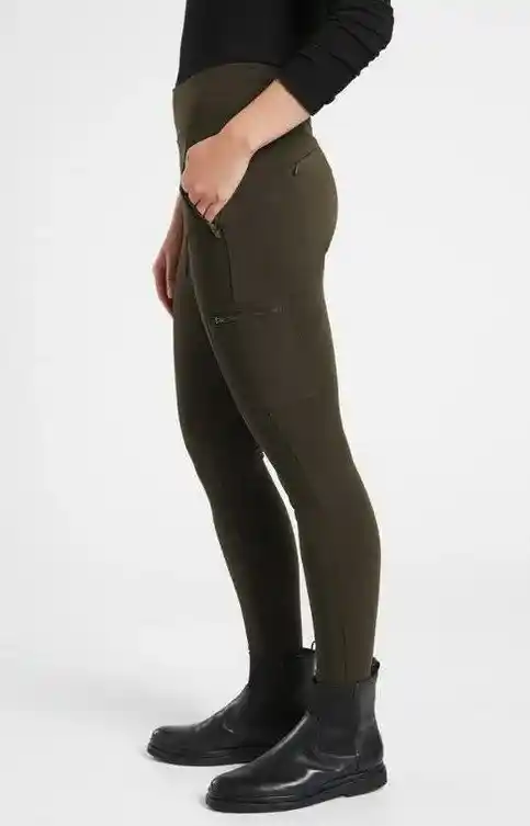 side view of Athleta Headlands Hybrid Cargo Tights
