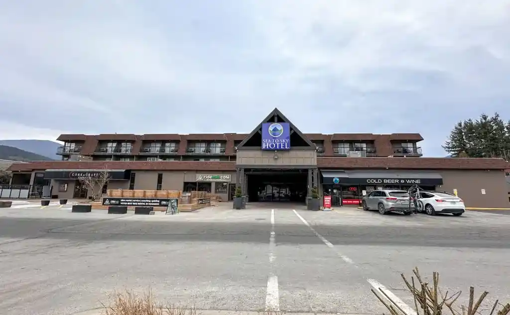The exterior of the Sea to Sky Hotel